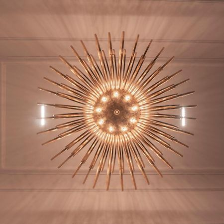 Royale Sainte Helene Boutique Hotel ビルキルカラ エクステリア 写真