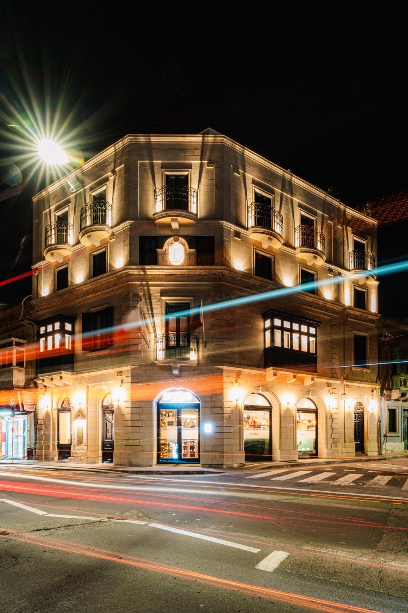 Royale Sainte Helene Boutique Hotel ビルキルカラ エクステリア 写真